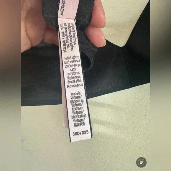 Victoria’s Secret 36D Bra. - Picture 4 of 6